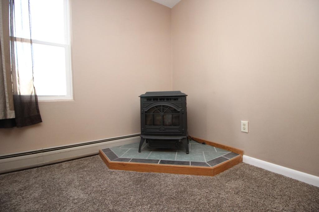 34 Darling Road Hudson ME 04449