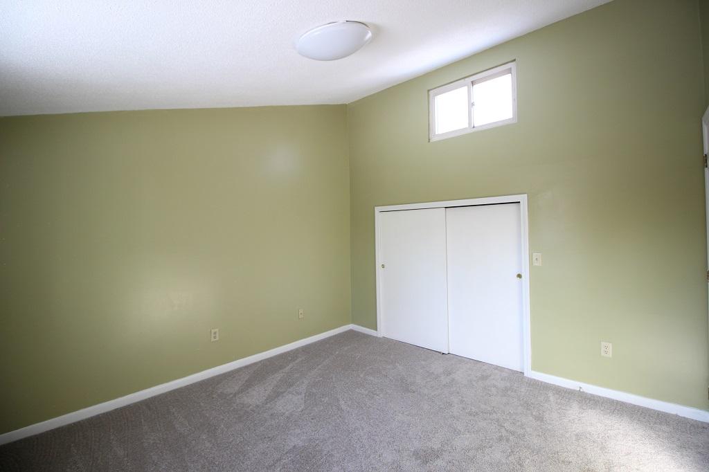 34 Darling Road Hudson ME 04449