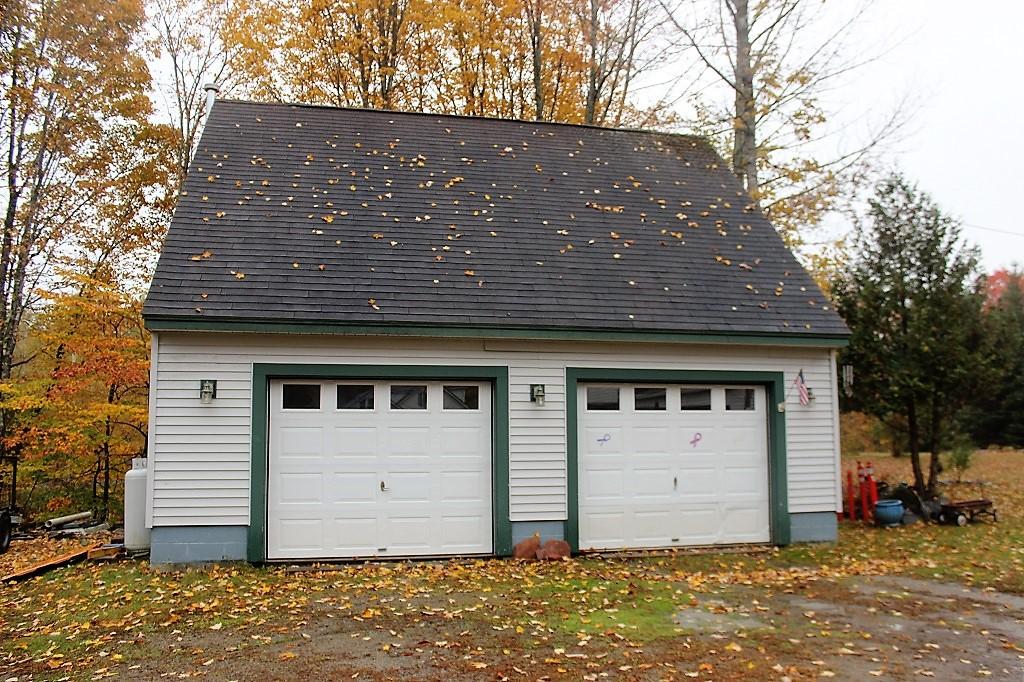 34 Darling Road Hudson ME 04449