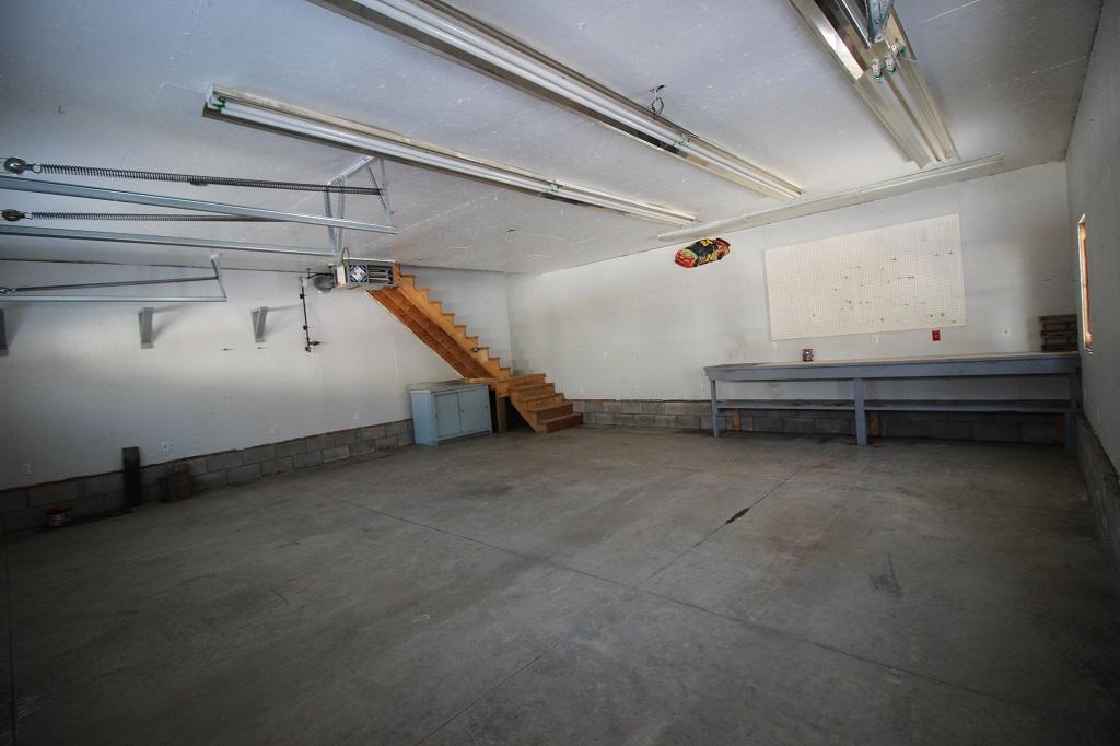 34 Darling Road Hudson ME 04449