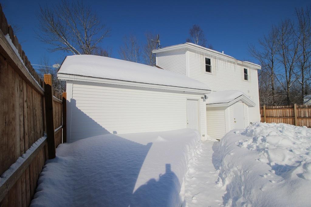 34 Darling Road Hudson ME 04449
