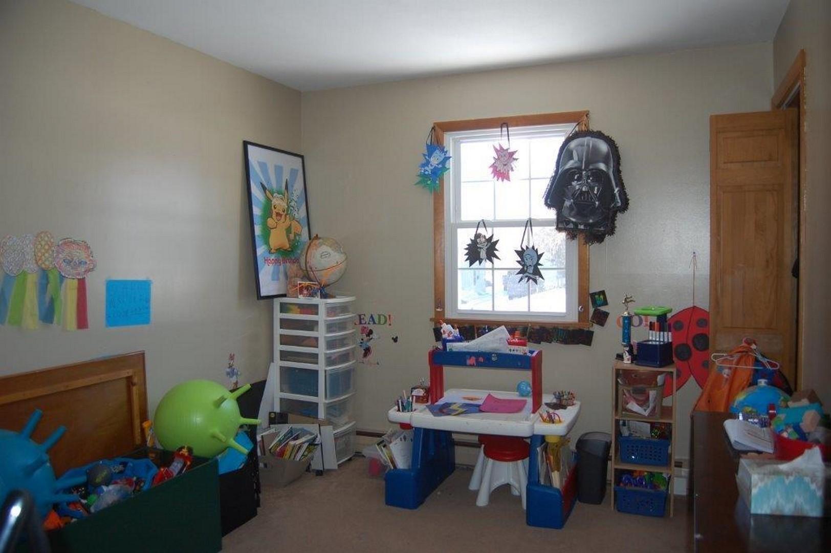 16 Griffin Street Gardiner ME 04345