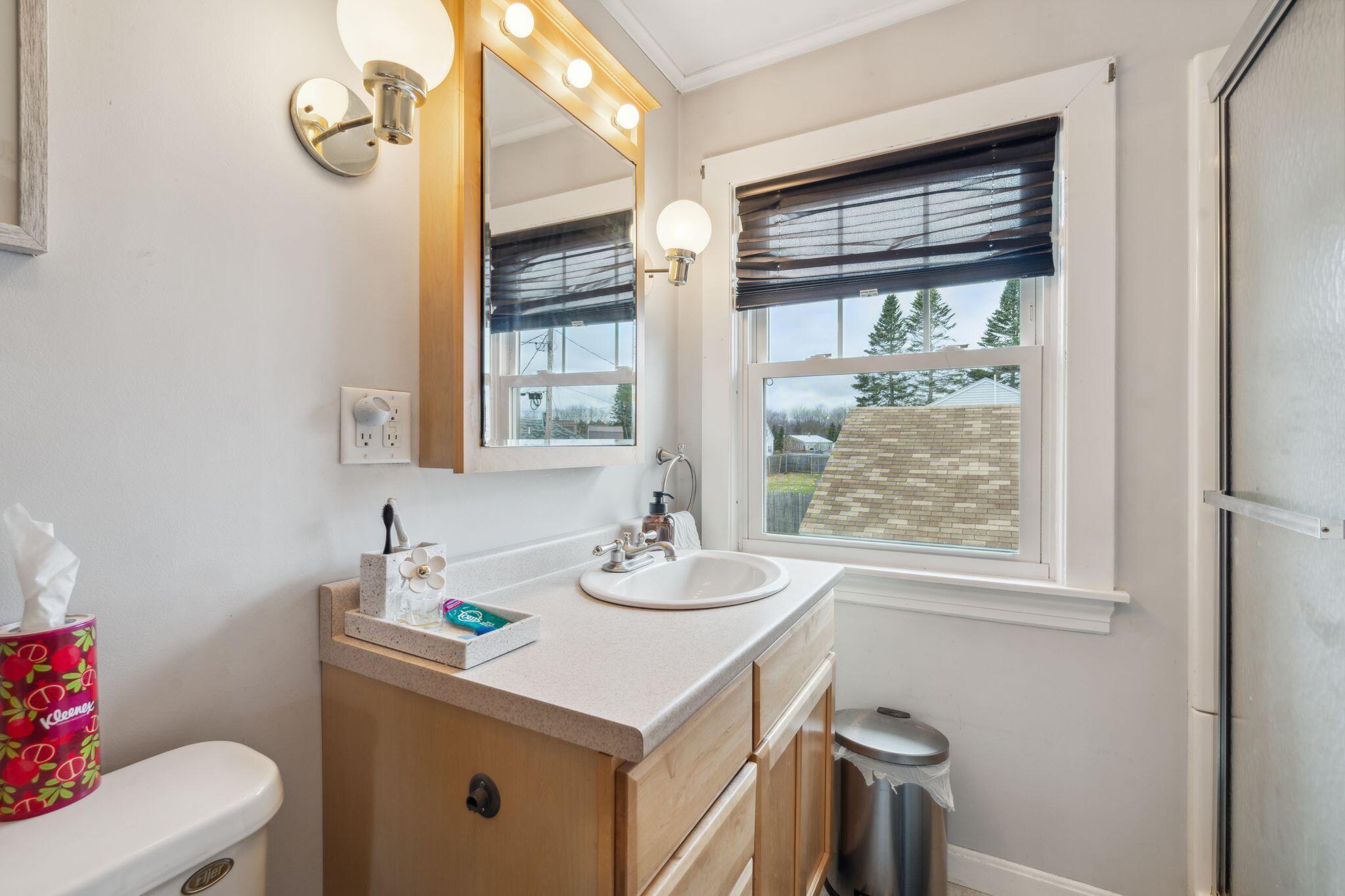 10 Beckett Street Auburn ME 04210