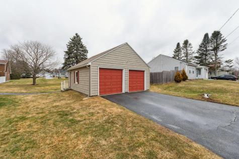 10 Beckett Street Auburn ME 04210