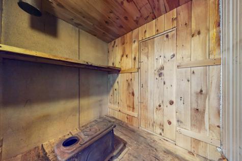 208 Portland Road Gray ME 04039