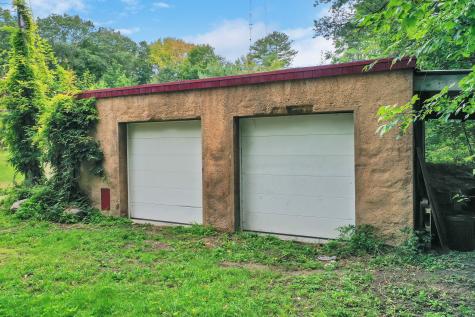 208 Portland Road Gray ME 04039