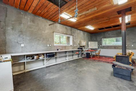 208 Portland Road Gray ME 04039