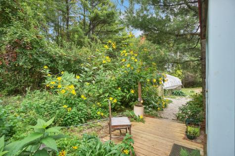 208 Portland Road Gray ME 04039