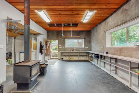 208 Portland Road Gray ME 04039