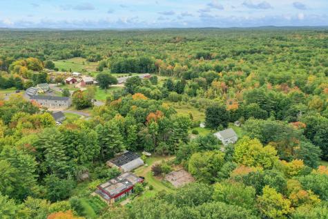 208 Portland Road Gray ME 04039