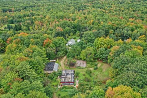 208 Portland Road Gray ME 04039