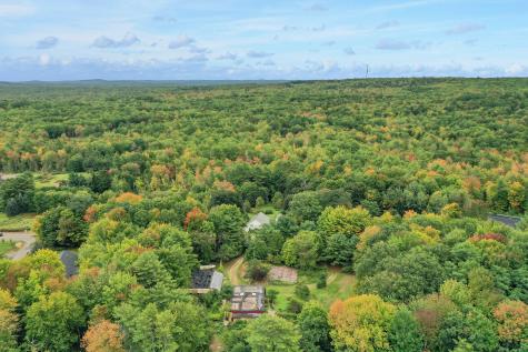 208 Portland Road Gray ME 04039