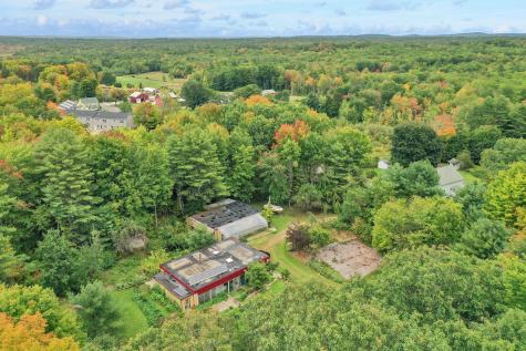 208 Portland Road Gray ME 04039