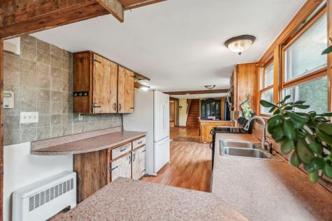 24 Granite Street Yarmouth ME 04096