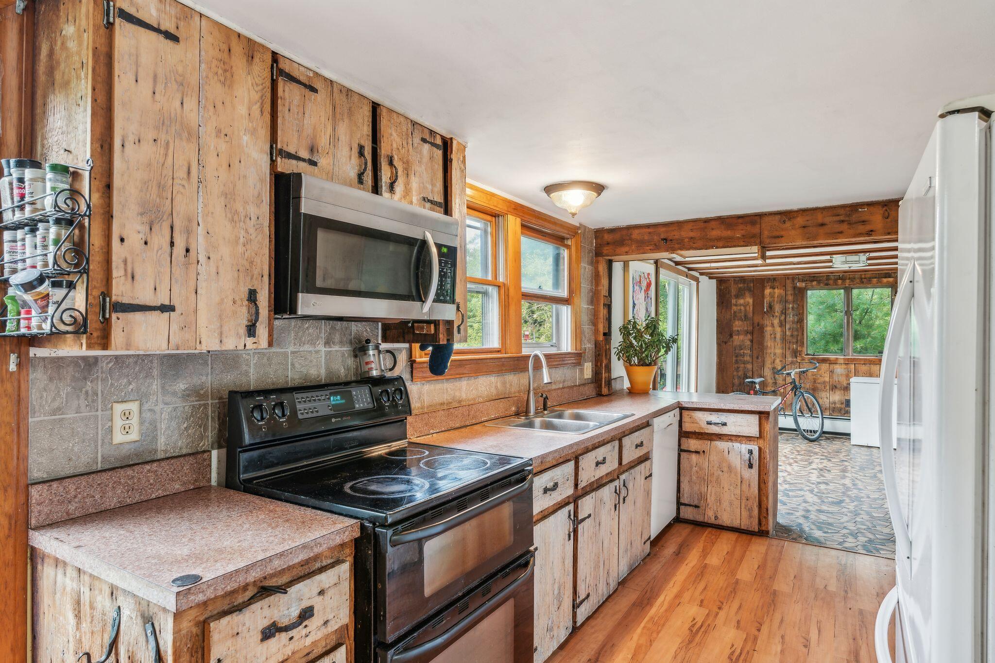 24 Granite Street Yarmouth ME 04096