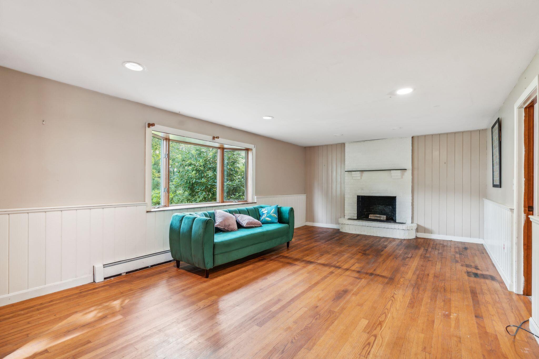 24 Granite Street Yarmouth ME 04096