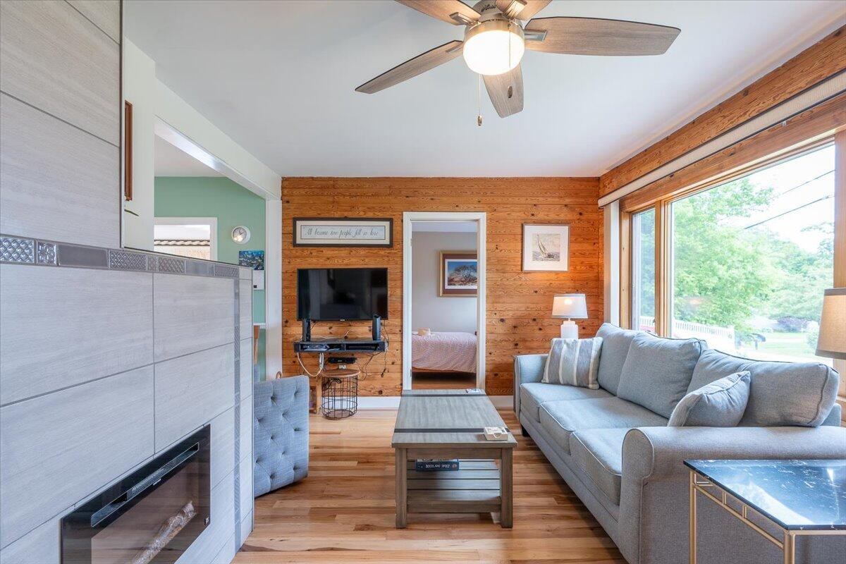 60 Waldo Avenue Rockland ME 04841