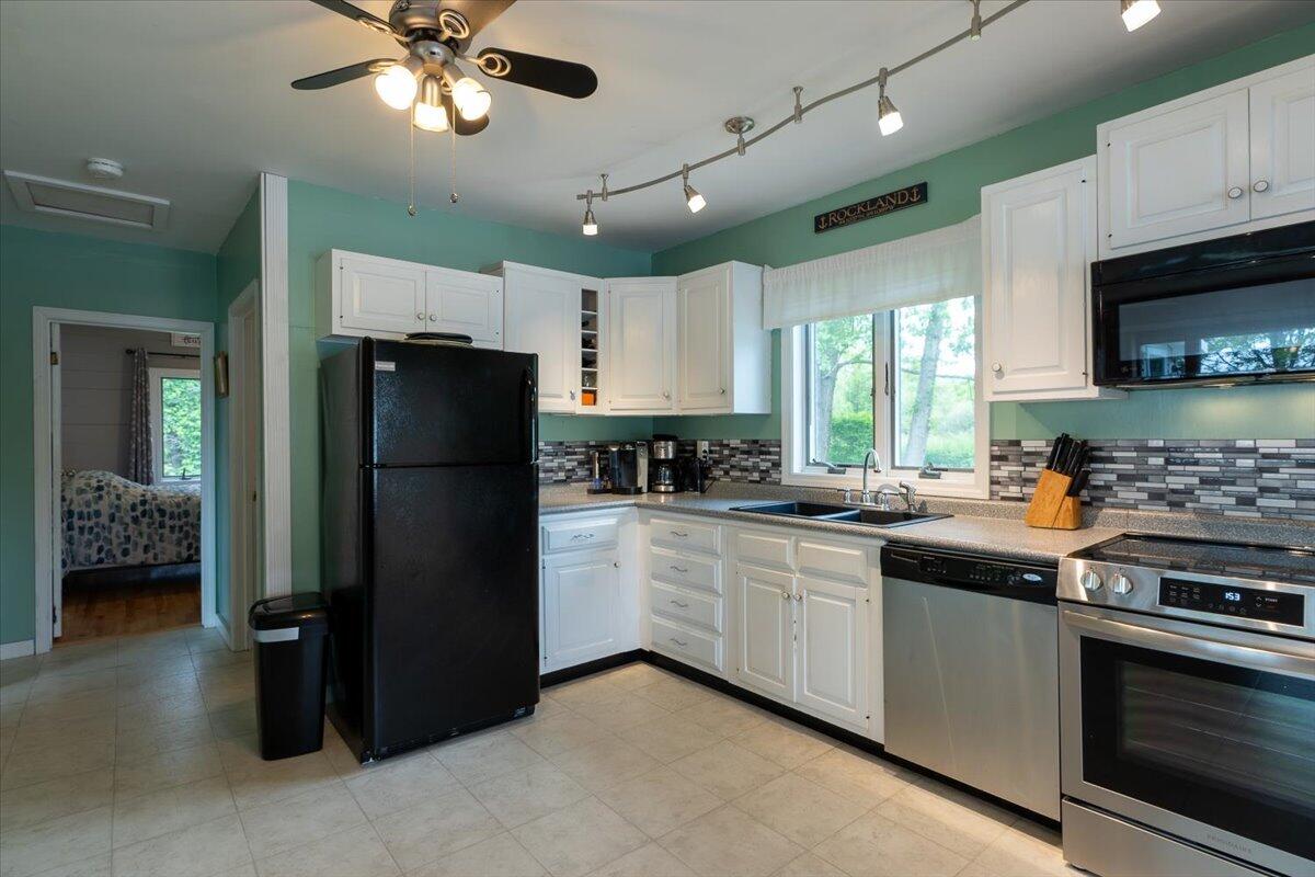 60 Waldo Avenue Rockland ME 04841