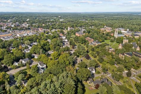 45 Chamberlain Avenue Brunswick ME 04011