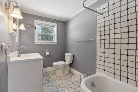 434 Main Street Ellsworth ME 04605