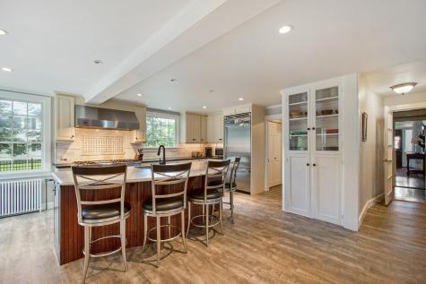 31 Summer Street Kennebunk ME 04043