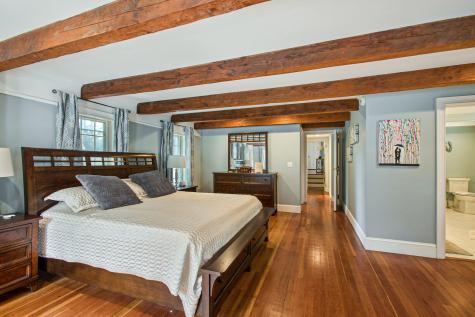 31 Summer Street Kennebunk ME 04043