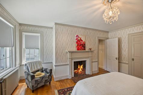 31 Summer Street Kennebunk ME 04043