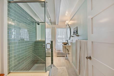 31 Summer Street Kennebunk ME 04043