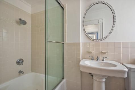 31 Summer Street Kennebunk ME 04043