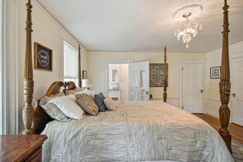 31 Summer Street Kennebunk ME 04043