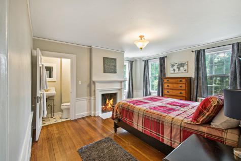 31 Summer Street Kennebunk ME 04043