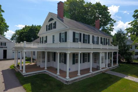 31 Summer Street Kennebunk ME 04043