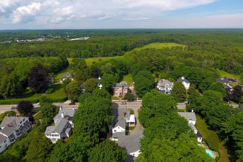 31 Summer Street Kennebunk ME 04043