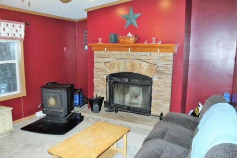 4 Jam Hill Road Oxford ME 04270