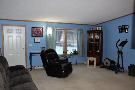 4 Jam Hill Road Oxford ME 04270