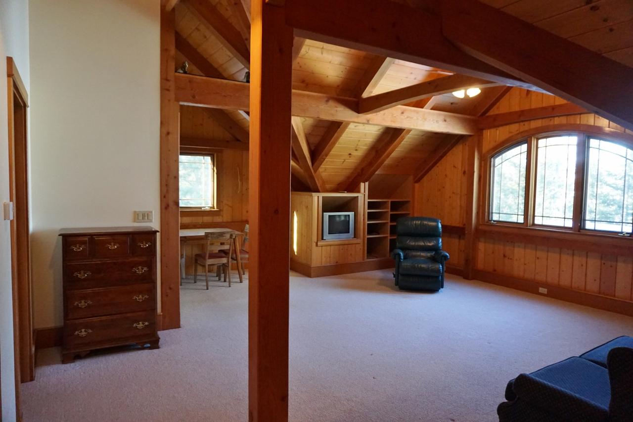 11 Salmon Road Dover-foxcroft ME 04426