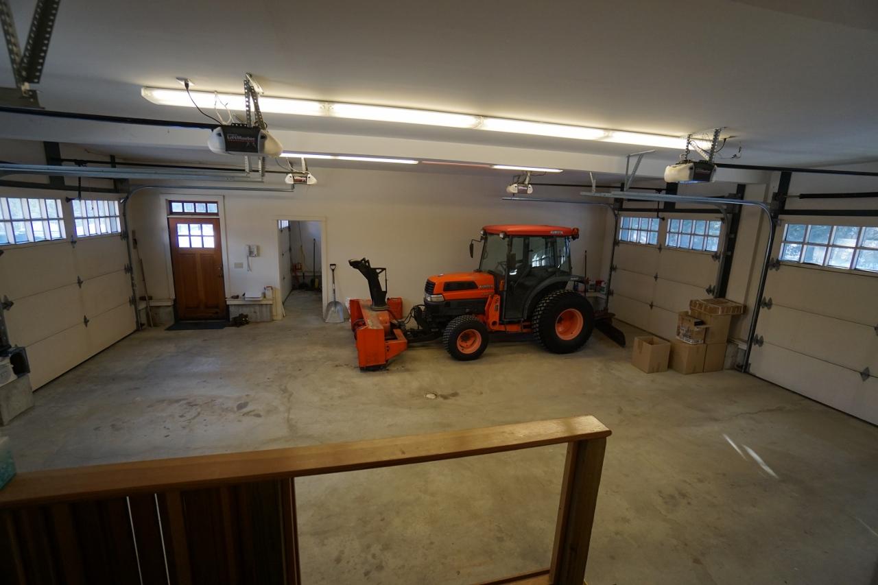 11 Salmon Road Dover-foxcroft ME 04426