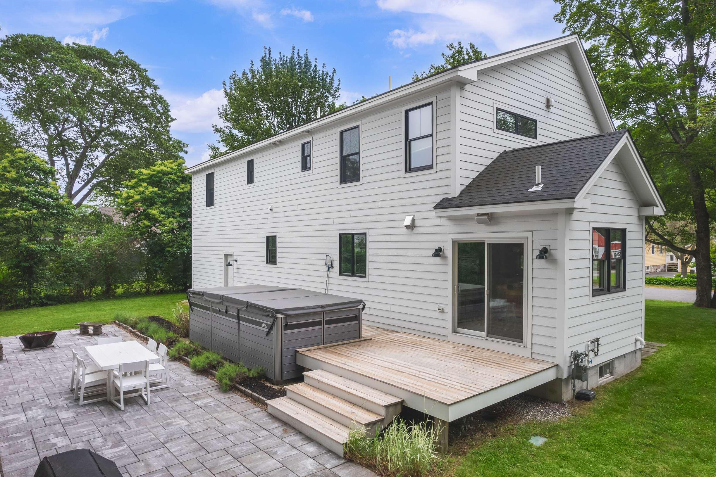 59 Underwood Road Falmouth ME 04105