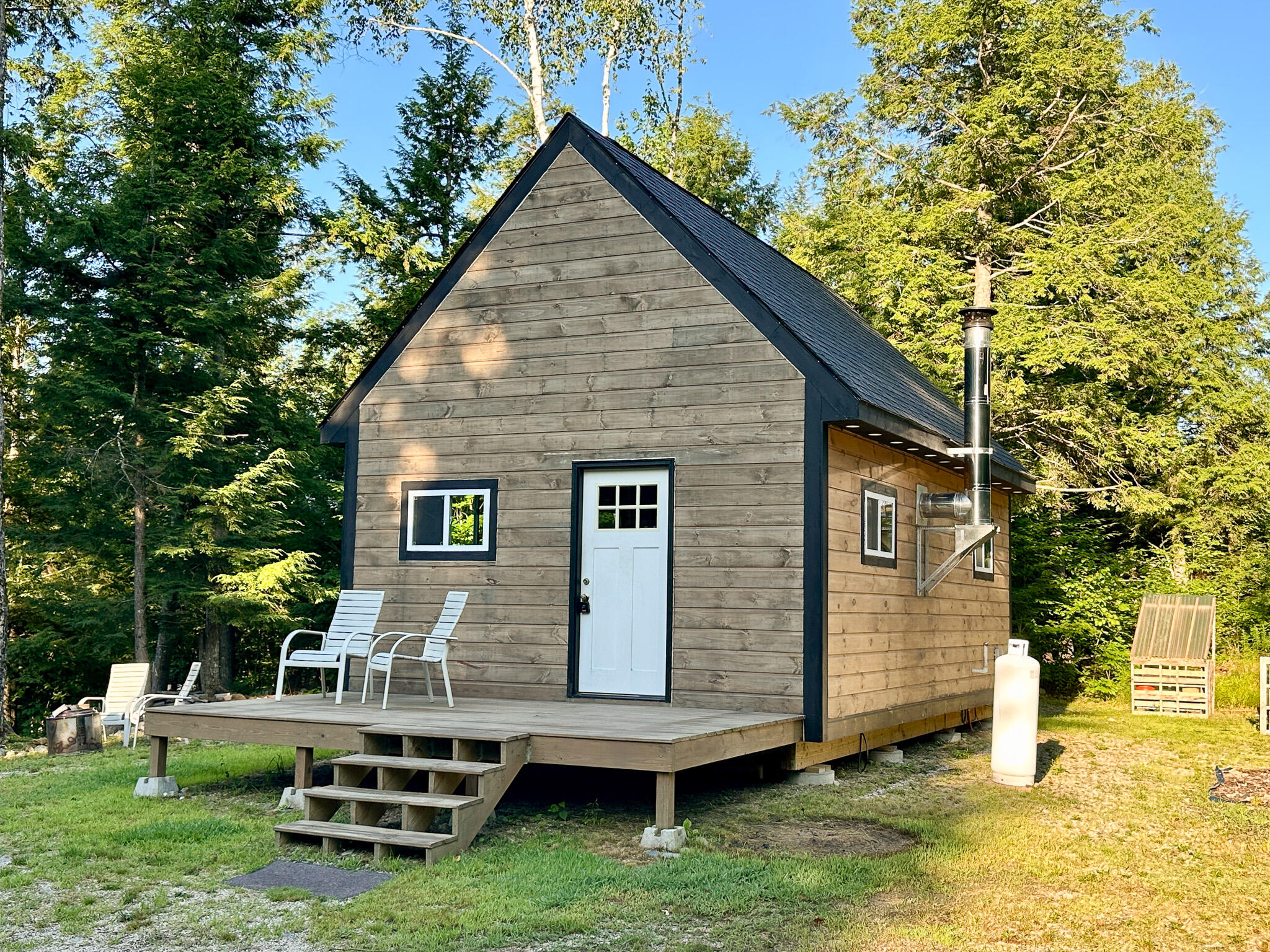4 Wolf Run Burlington ME 04417