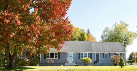 381 East Avenue Lewiston ME 04240