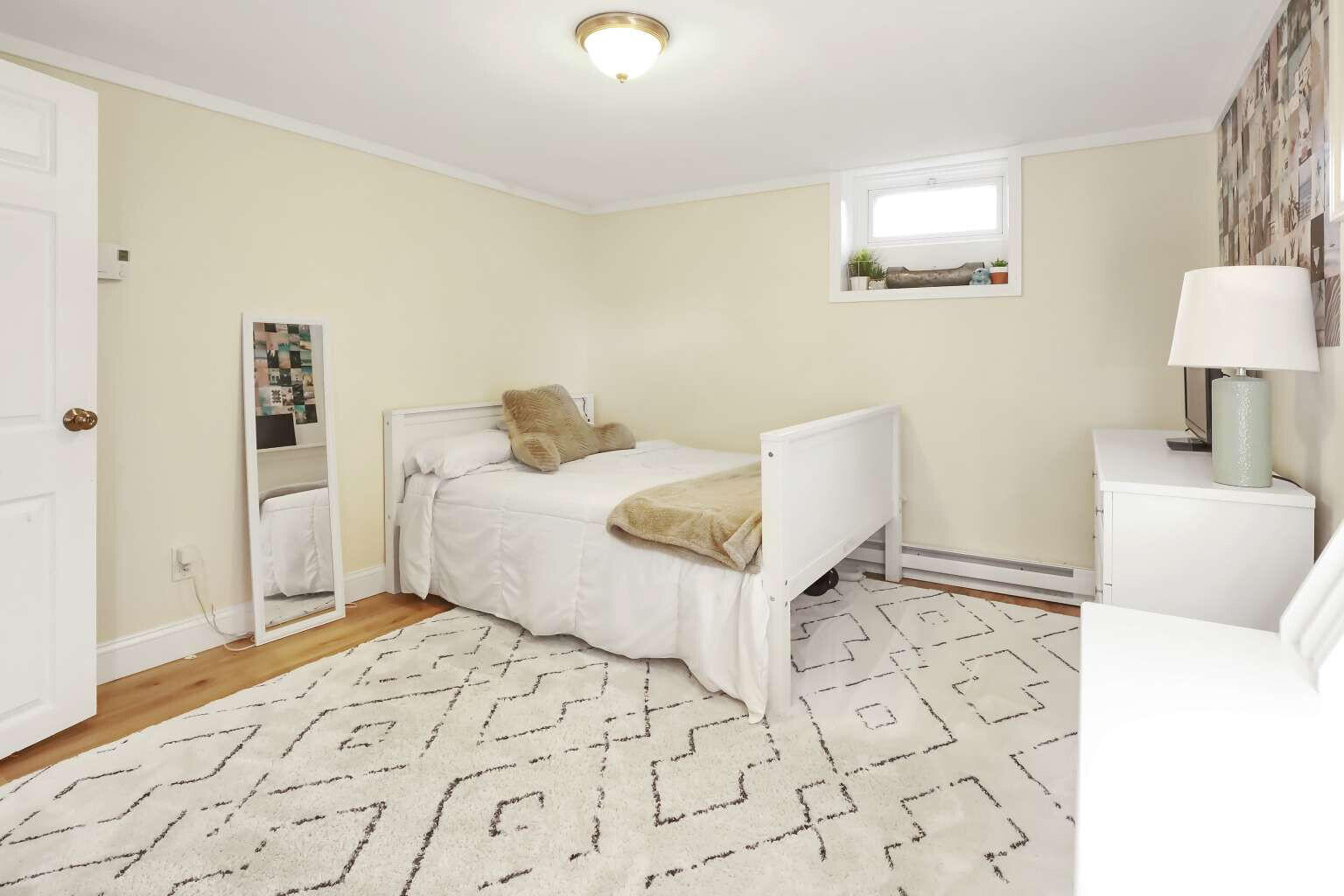 381 East Avenue Lewiston ME 04240