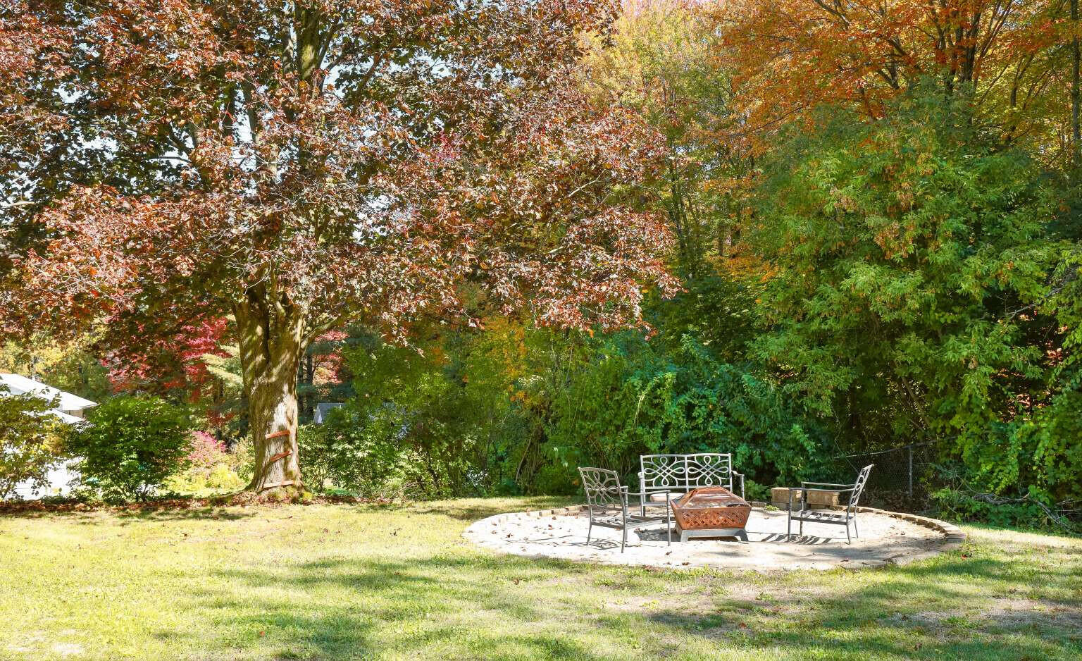 381 East Avenue Lewiston ME 04240