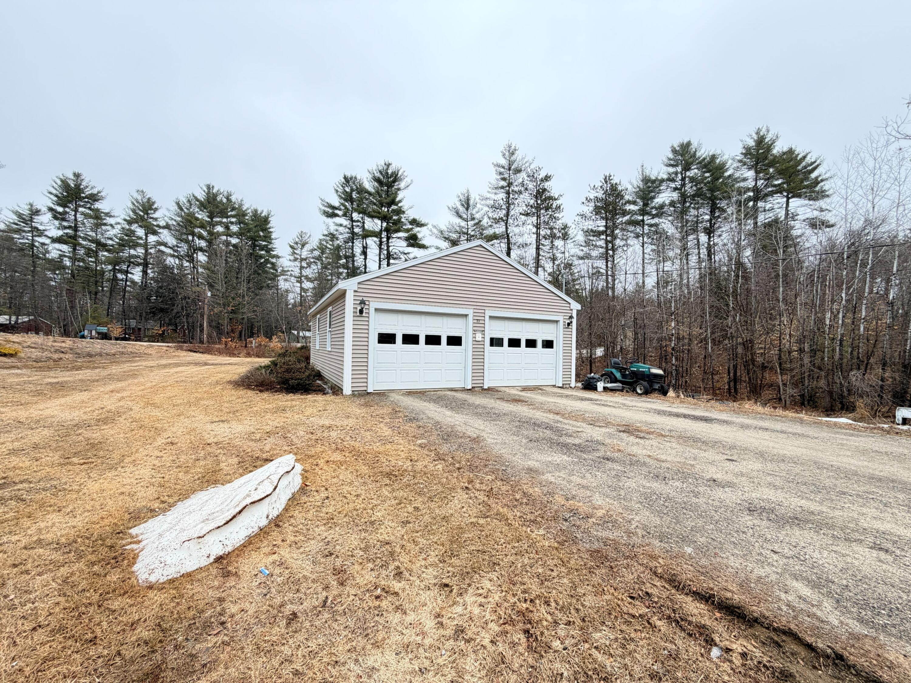 23 Tasseltop Acres Road Naples ME 04055