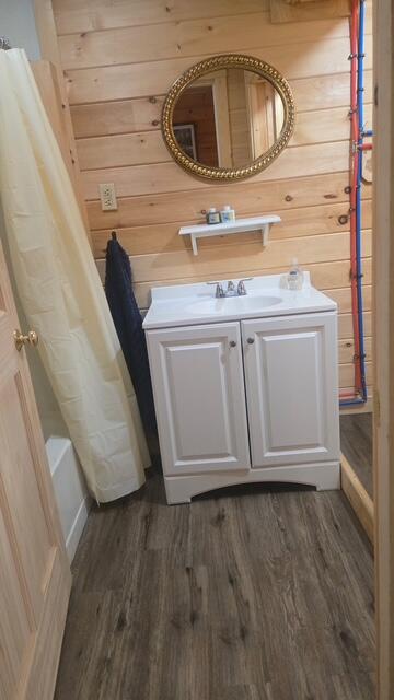 11 Collins Street Bingham ME 04920