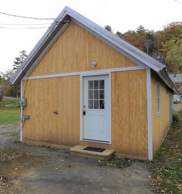 11 Collins Street Bingham ME 04920