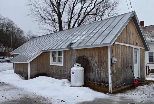 11 Collins Street Bingham ME 04920