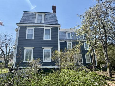 17 Boynton Street Eastport ME 04631