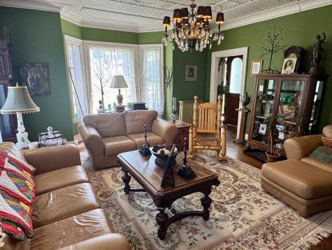 17 Boynton Street Eastport ME 04631