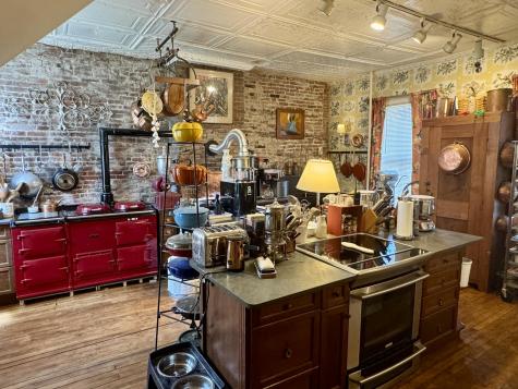 17 Boynton Street Eastport ME 04631