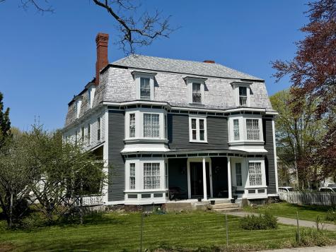 17 Boynton Street Eastport ME 04631